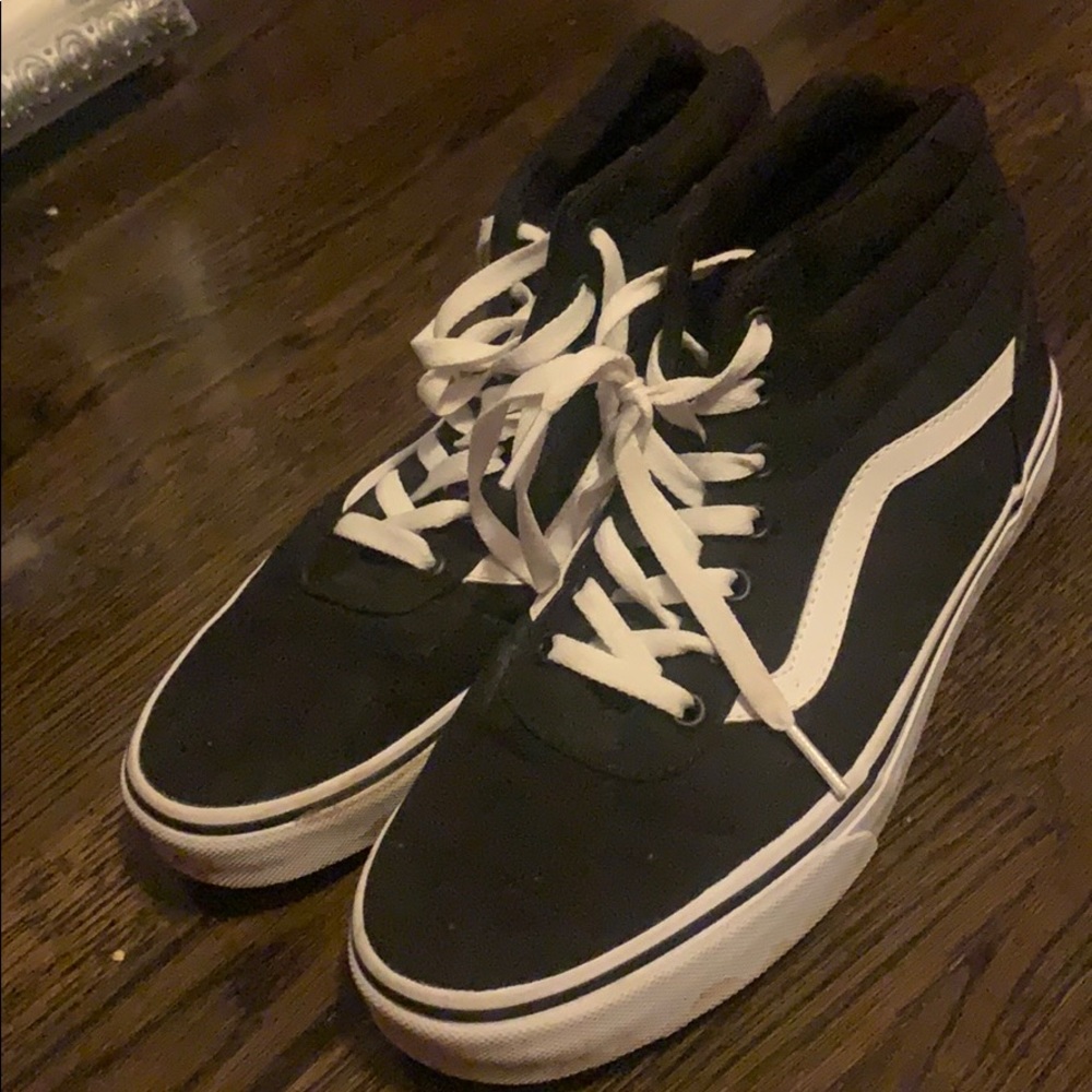 Vans Ward Hi Skate Shoe